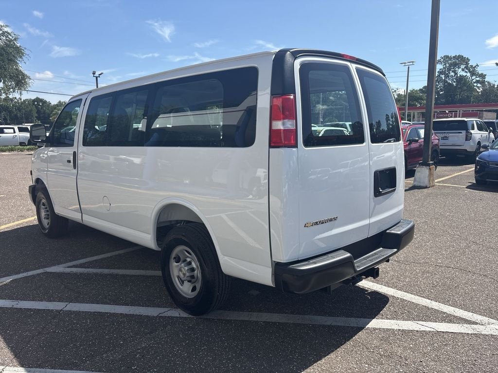 2026 Chevrolet Express Cargo Work Van - Photo 4