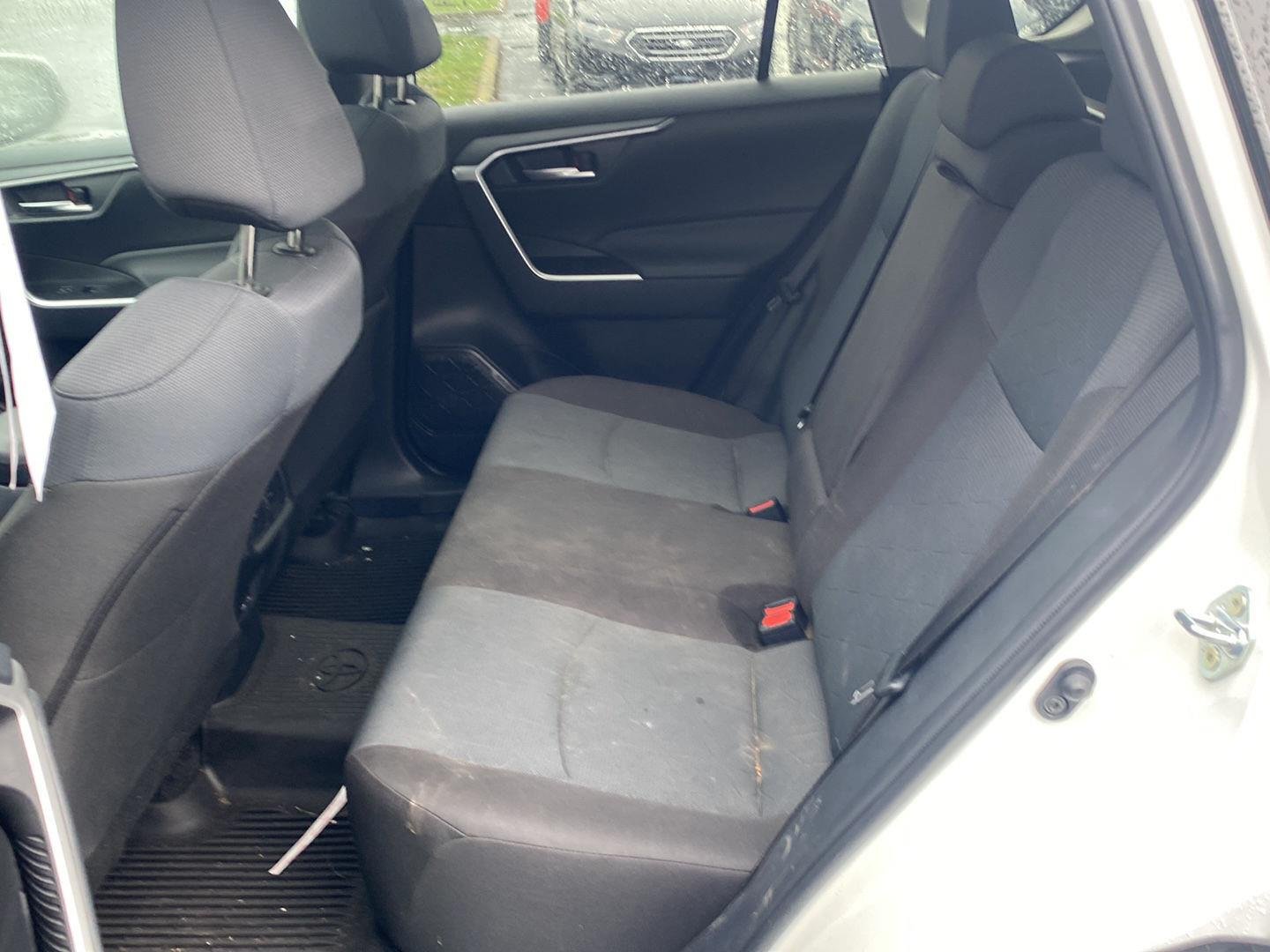Used 2025 Ice Cap Toyota XLE image 15