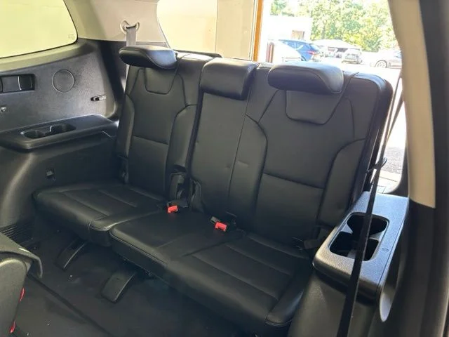 Used 2022 Gray Kia EX image 20