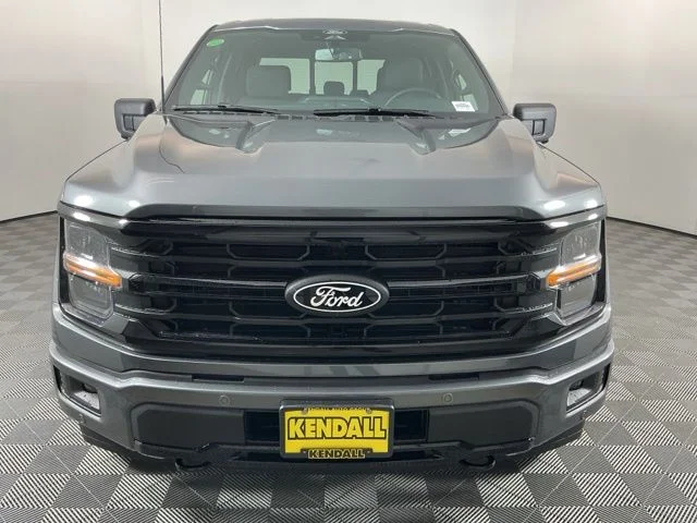 New 2026 Carbonized Gray Metallic Ford XLT image 2