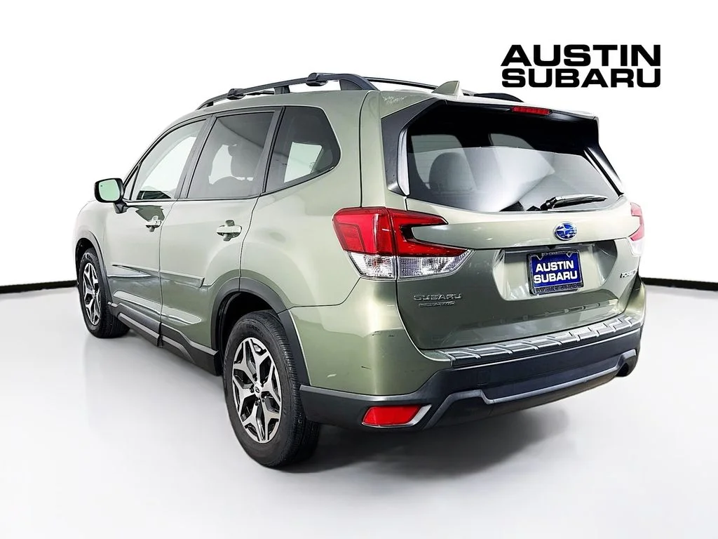 Used 2019 Green Subaru Premium image 5