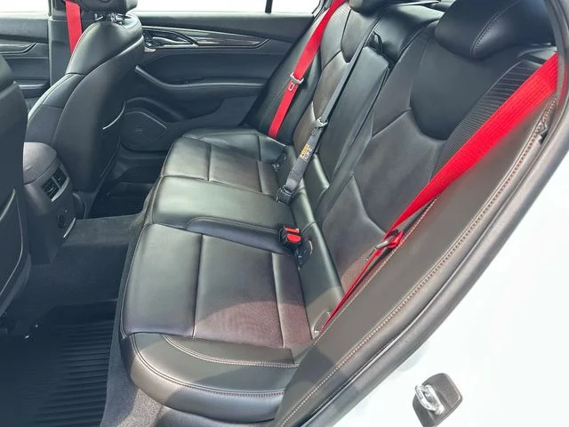 Used 2022 White Cadillac V-Series image 11