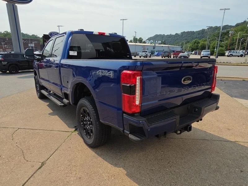 New 2026 Blue Ford XLT image 5