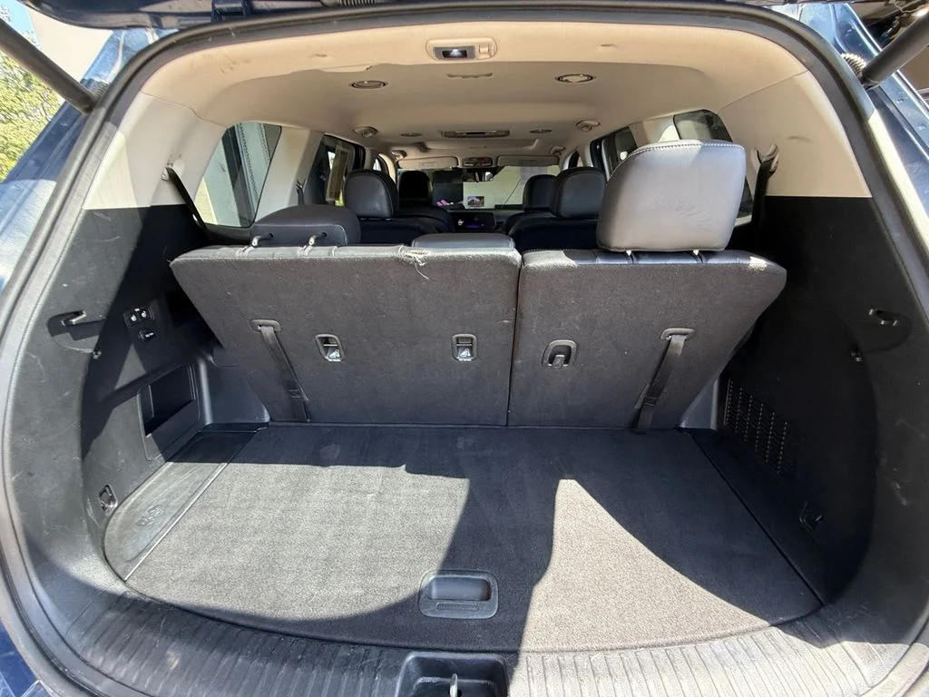 Used 2025 Black Kia S image 19