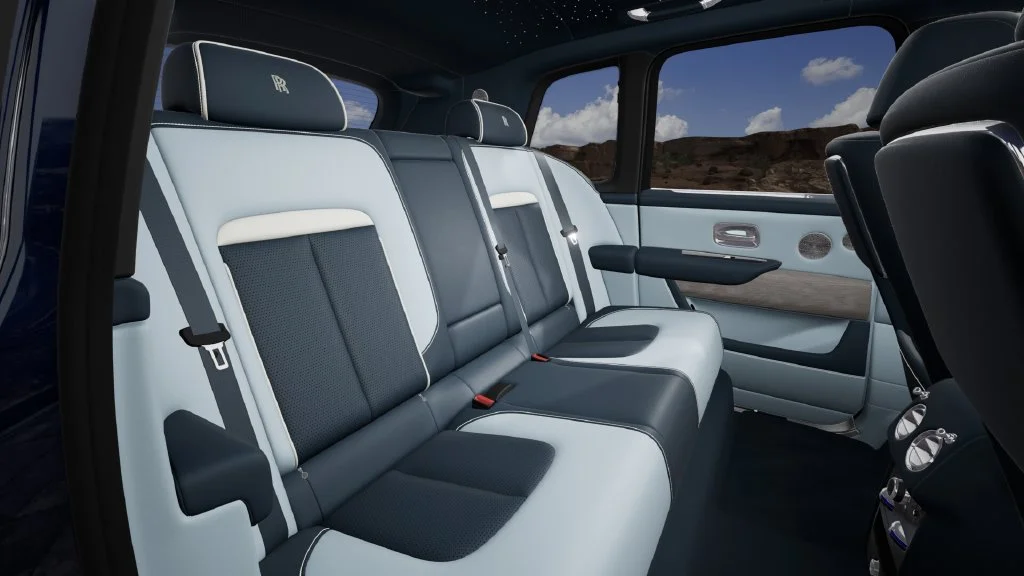 New 2027 Blue Rolls-Royce  image 8