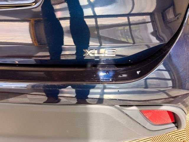 Used 2024  Toyota XLE image 11