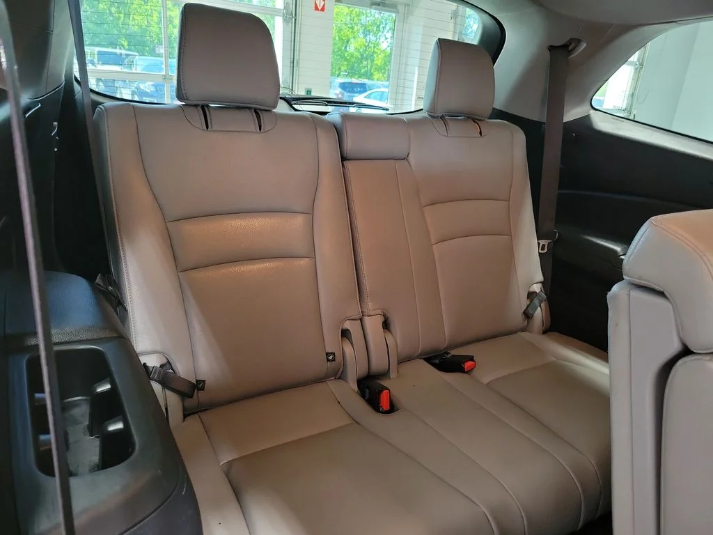 Used 2019  Honda EX-L image 17