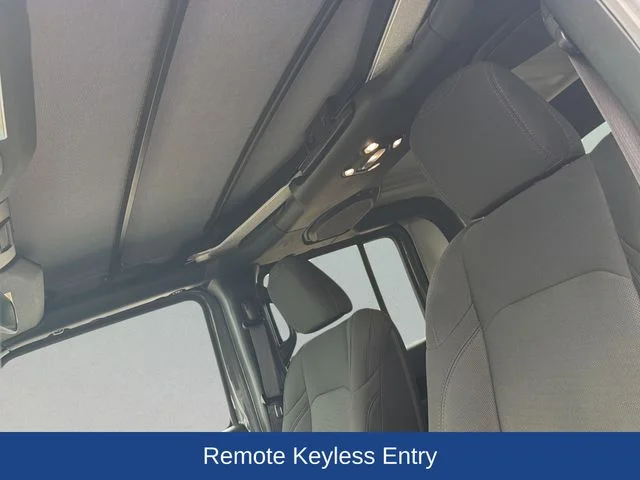 Used 2022 Gray Jeep Altitude image 14