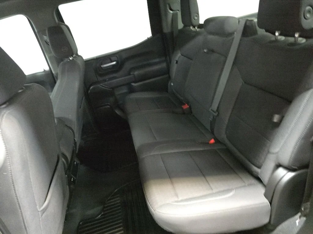 Used 2023 Red Chevrolet Custom image 31