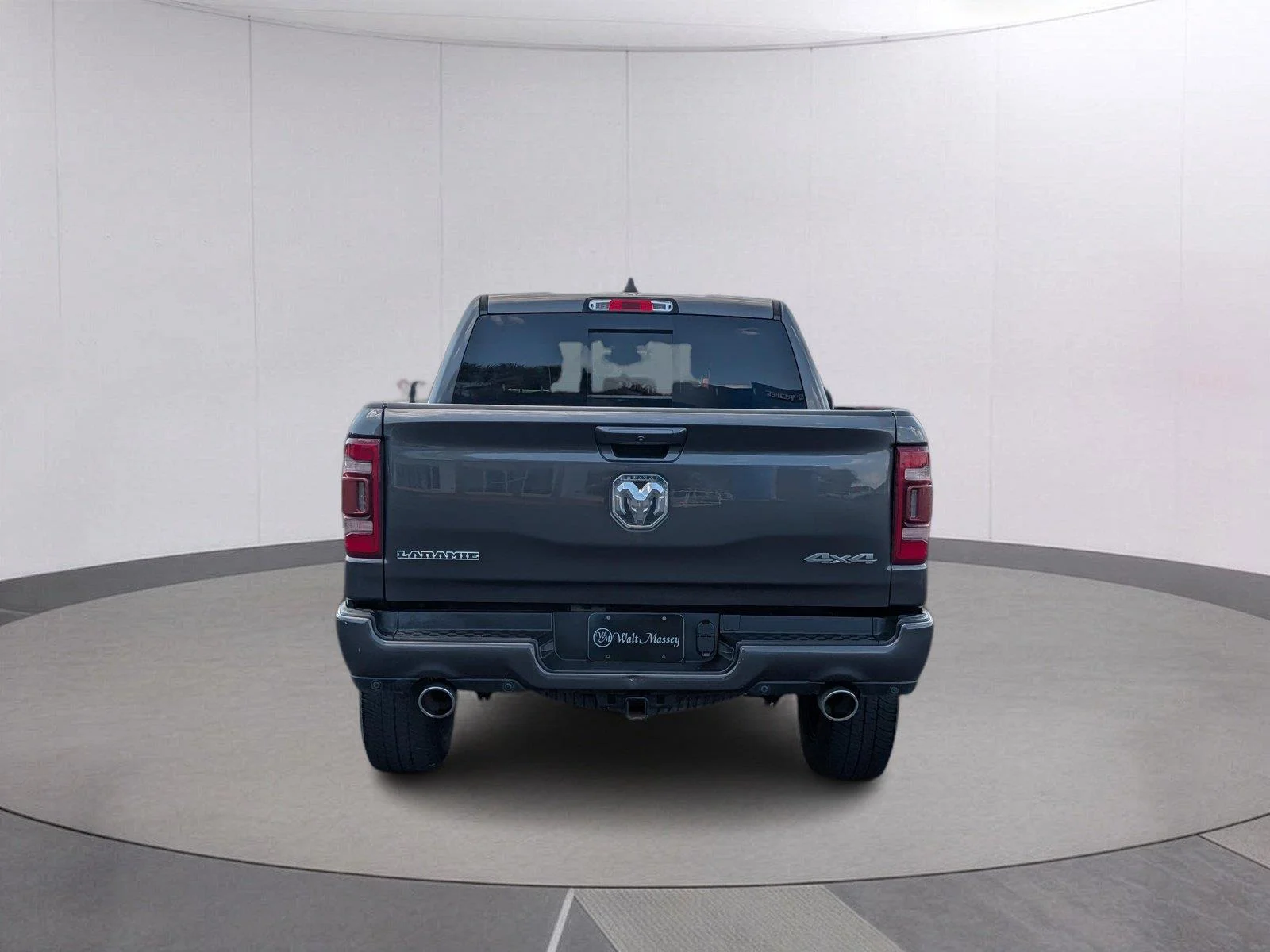 Used 2020 Granite Crystal Metallic Clearcoat Ram Laramie image 5