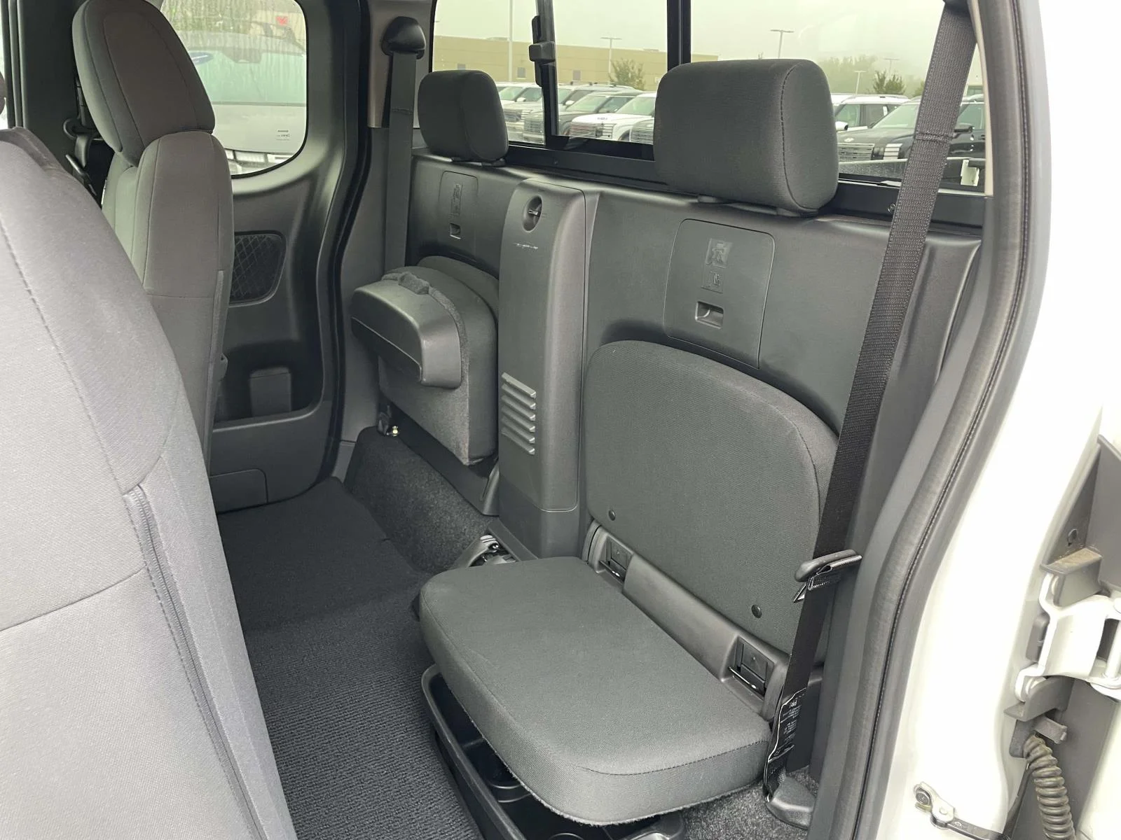 Used 2026 Glacier White Nissan S image 4