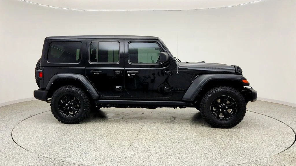 Used 2022 Black Clearcoat Jeep Unlimited Willys 4x4 w/ Sky One-Touch Top & Alpine Audio image 4