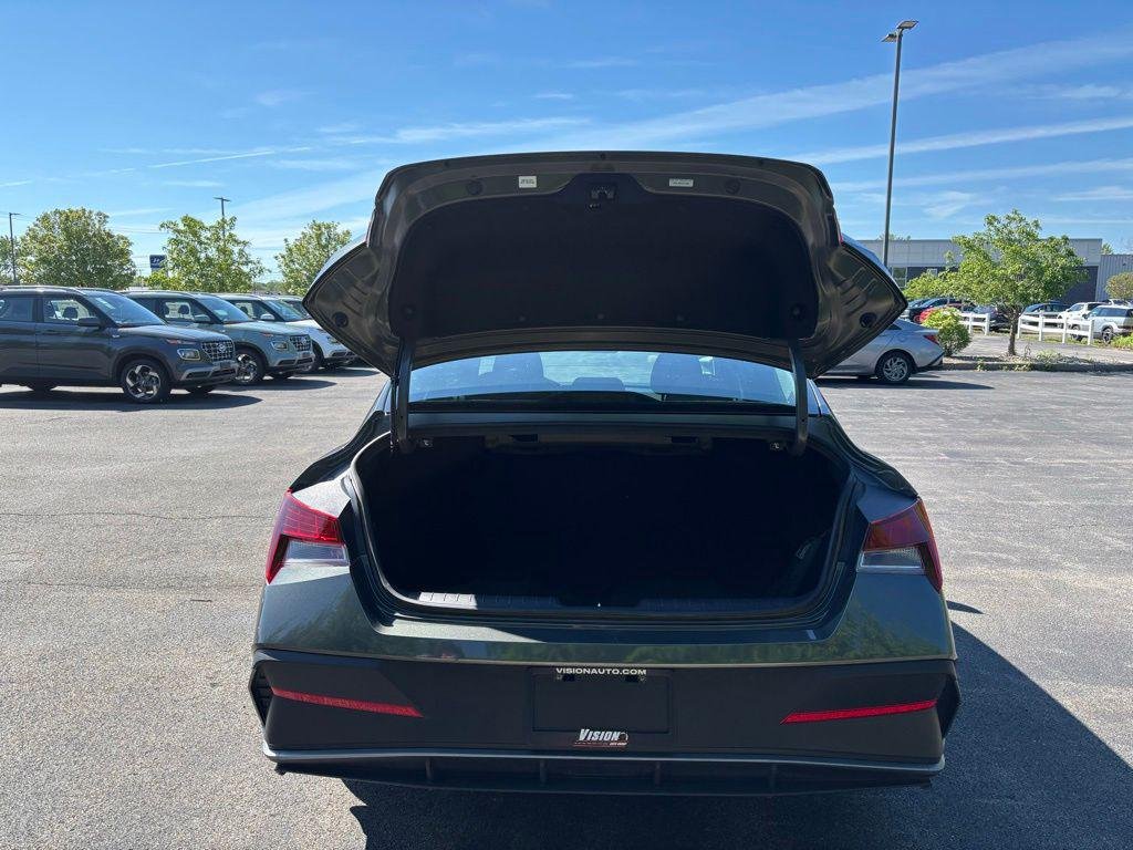 New 2026 Gray Hyundai SE image 12