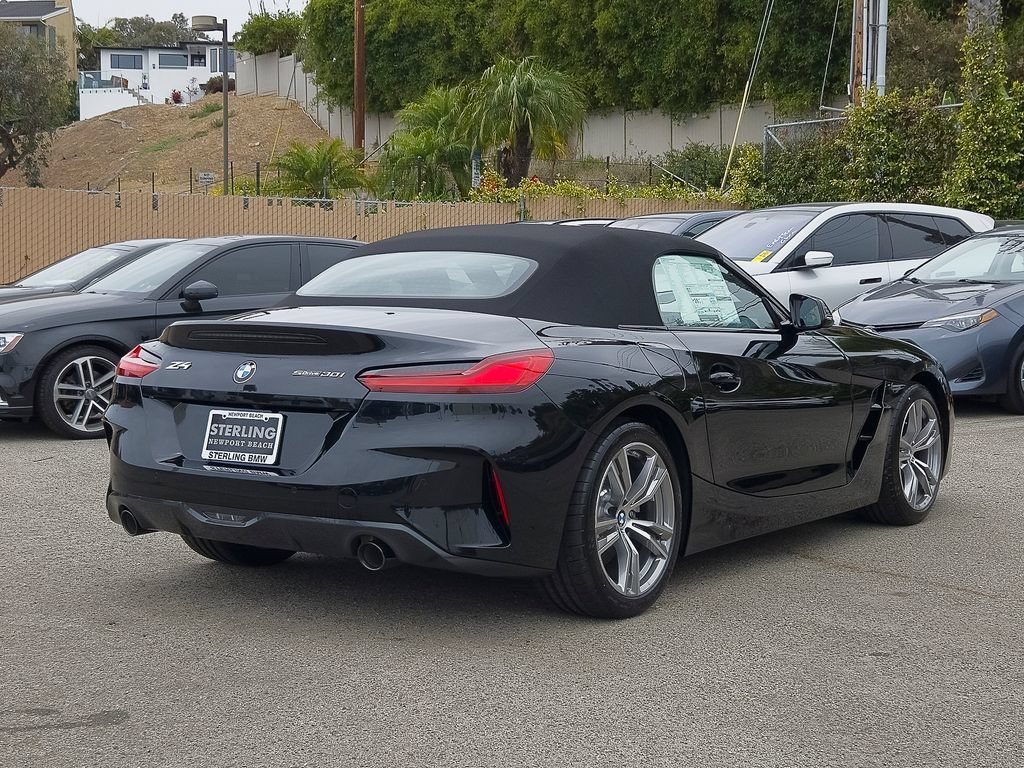 New 2026 Black Sapphire Metallic BMW sDrive30i image 16