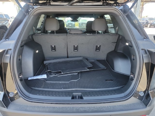 2027 Chevrolet Equinox LT - Photo 20