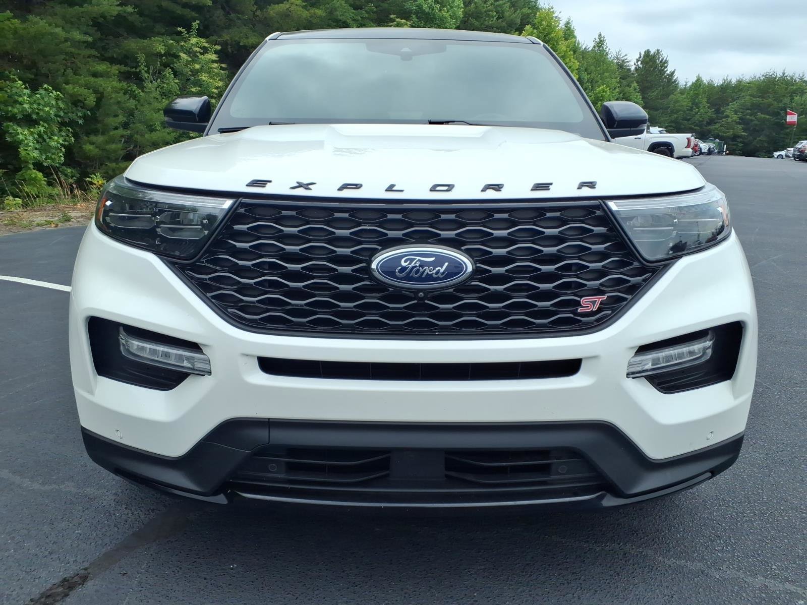 Used 2021 Star White Metallic Tri-Coat Ford ST image 9