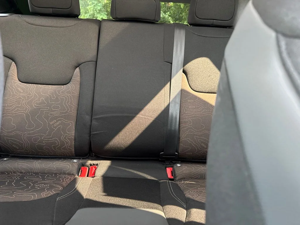 Used 2023 Black Jeep Latitude image 21