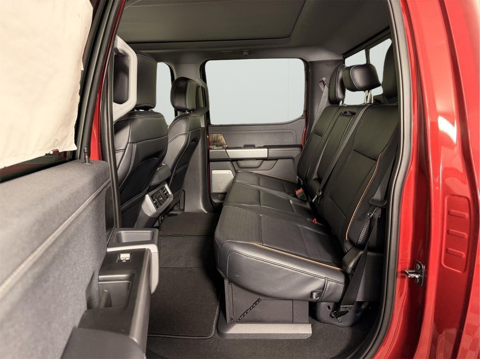 2025 Ford F-350 Super Duty Lariat - Photo 15