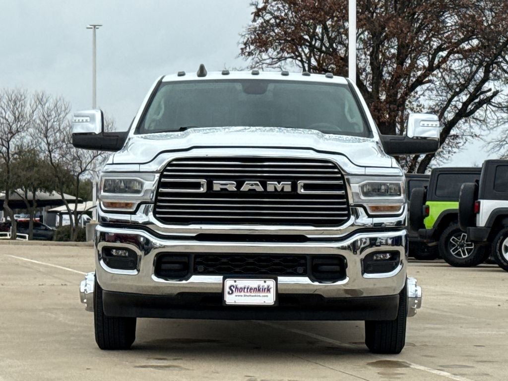 Used 2024 White Ram Laramie image 2