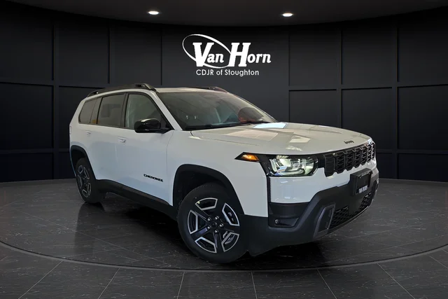 New 2026 Bright White Clear-Coat Exterior Paint Jeep Limited image 1