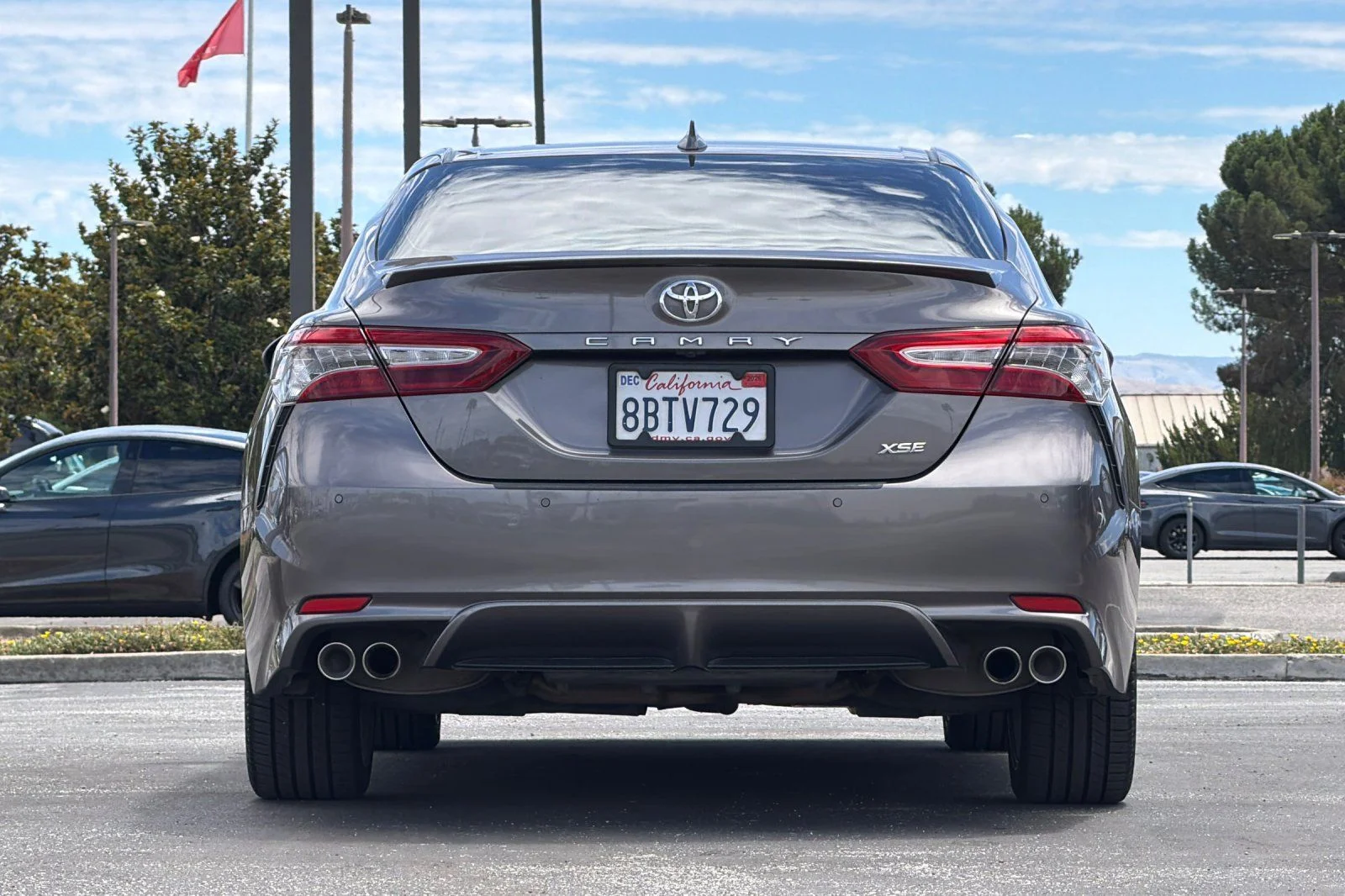 Used 2018 Gray Toyota XSE image 6