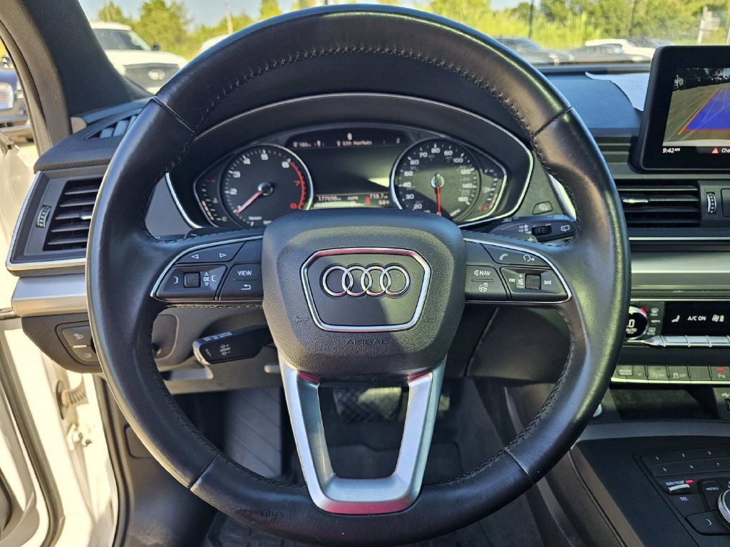 Used 2020 White Audi Premium image 25