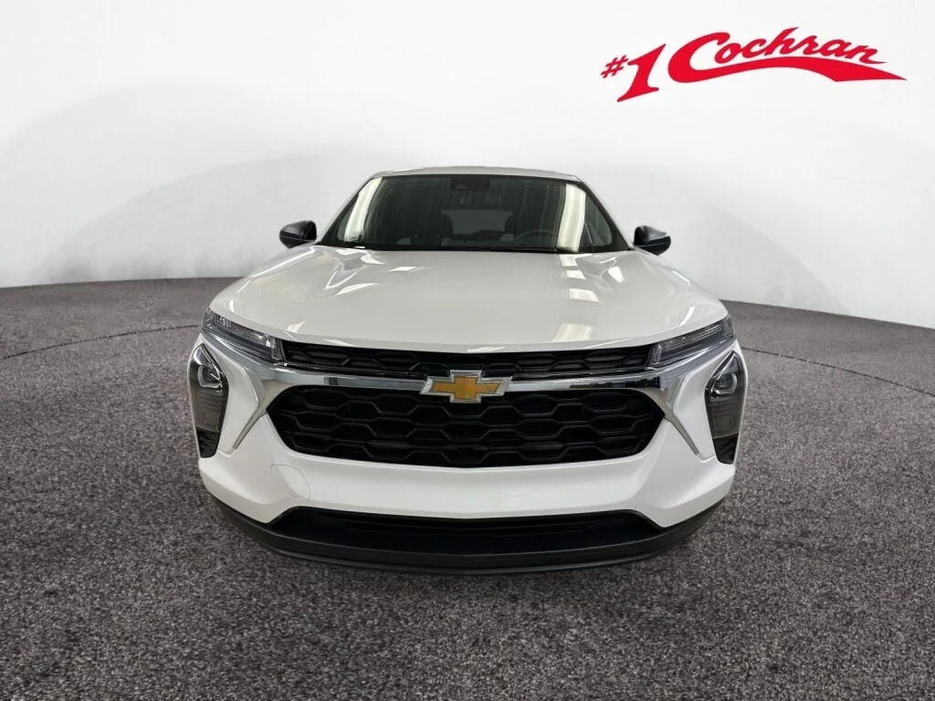 2024 Chevrolet Trax LS - Photo 28