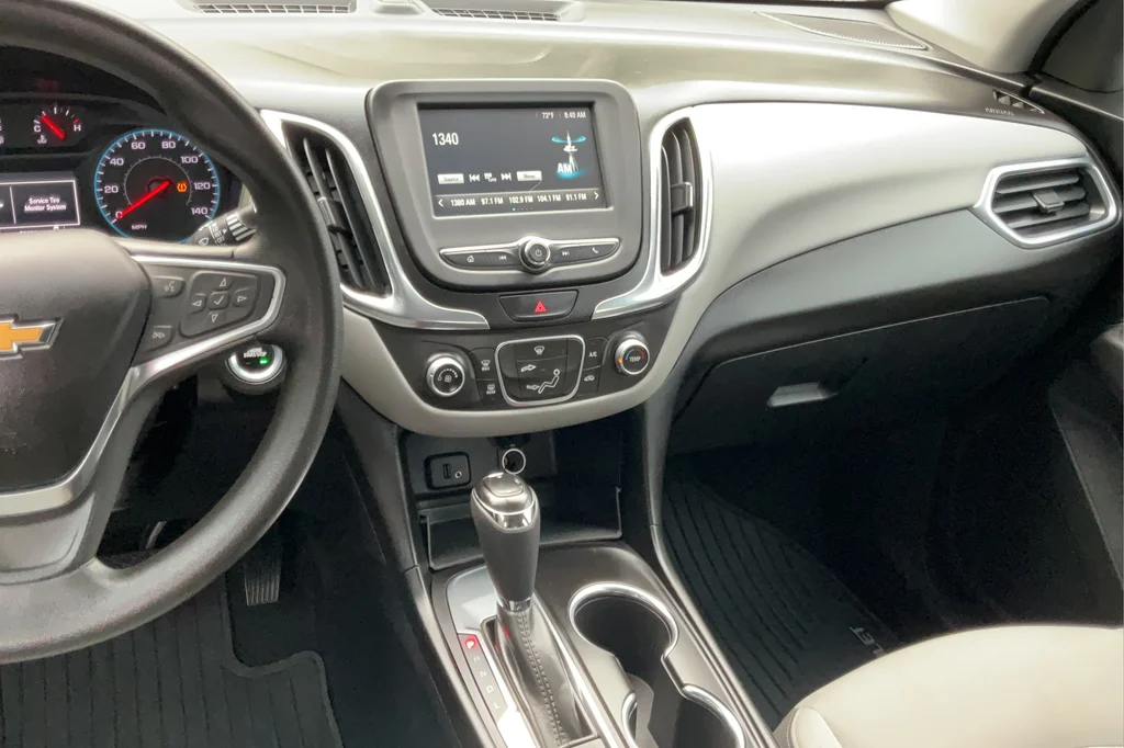 Used 2018 Green Chevrolet LS image 16