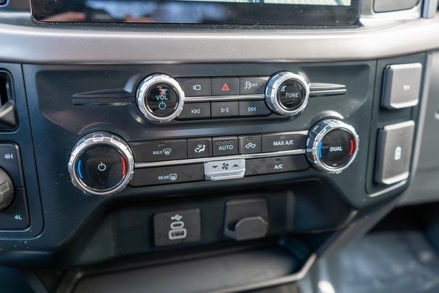 Used 2025  Ford XLT image 26