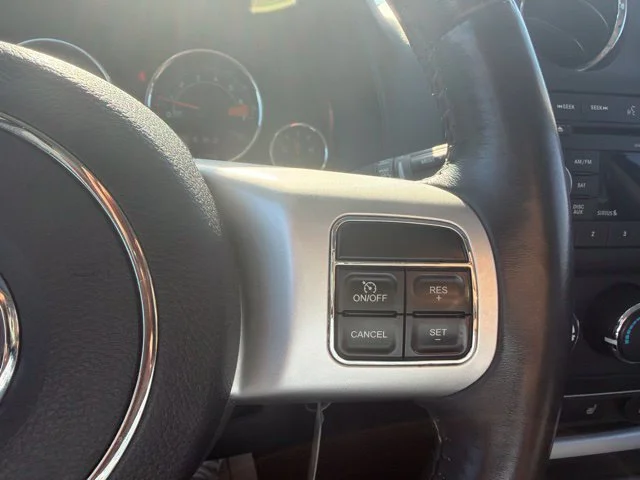 Used 2017 Gray Jeep Latitude image 21