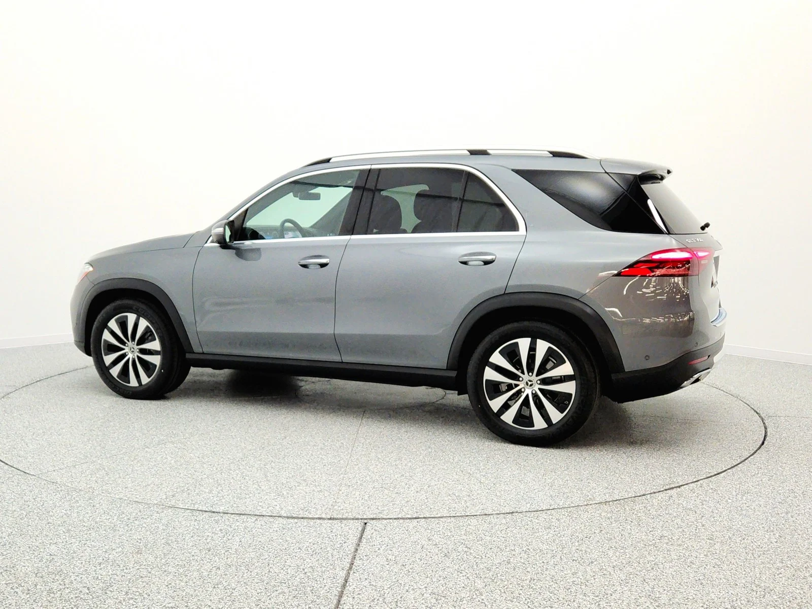 Certified Used 2024 Selenite Grey Metallic Mercedes-Benz GLE 350 4MATIC® SUV image 8