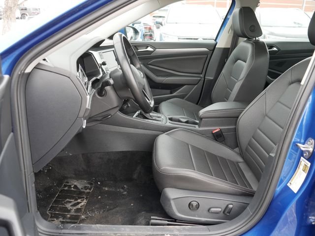Certified 2024 Volkswagen Jetta SE with VIN 3VW7M7BU4RM006130 for sale in Inver Grove Heights, Minnesota