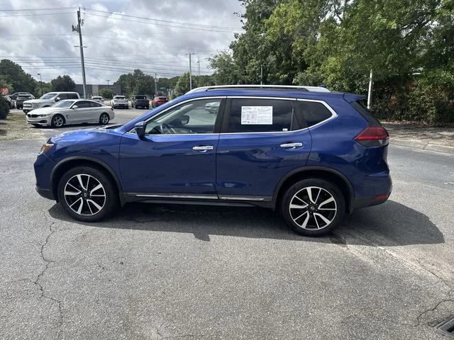 Used 2019 Blue Nissan SL image 8