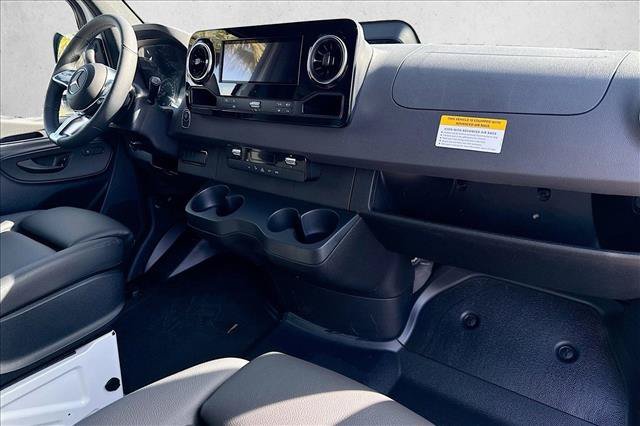 New 2026 Arctic White Mercedes-Benz  image 51