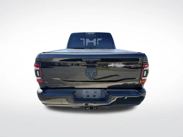 Used 2021 Black Ram Laramie image 8