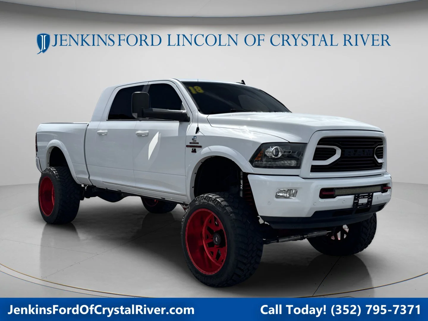 Used 2018 Bright White Clearcoat Ram Laramie image 1