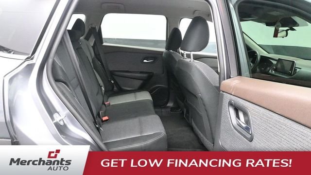 Used 2022 Gray Nissan SV image 15