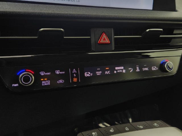 2024 Kia EV6 Wind - Photo 29