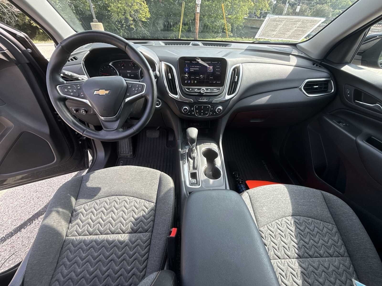 2024 Chevrolet Equinox LT - Photo 19