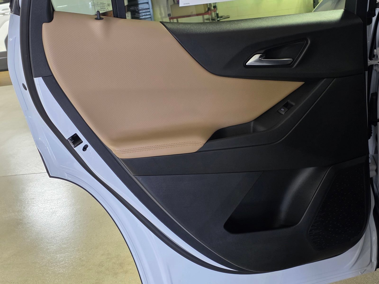 2027 Chevrolet Equinox ACTIV - Photo 13