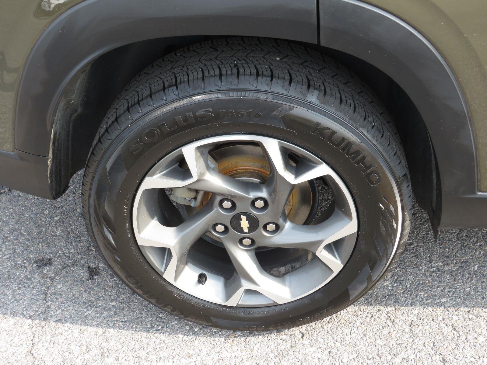 Used 2024 Harvest Bronze Metallic Chevrolet LT image 12