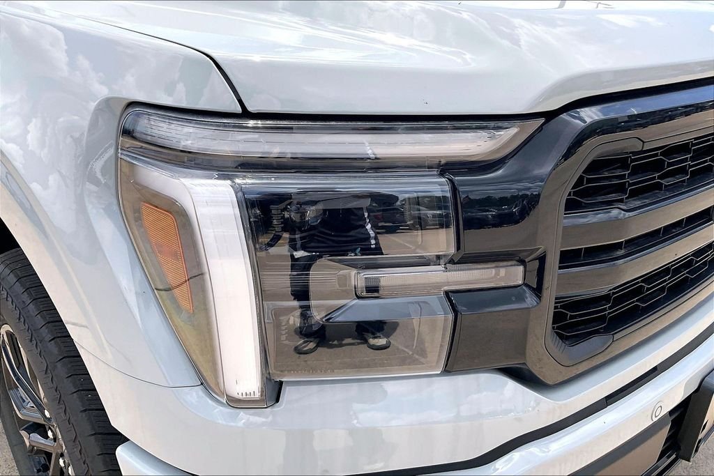 New 2026 White Ford Lariat image 16