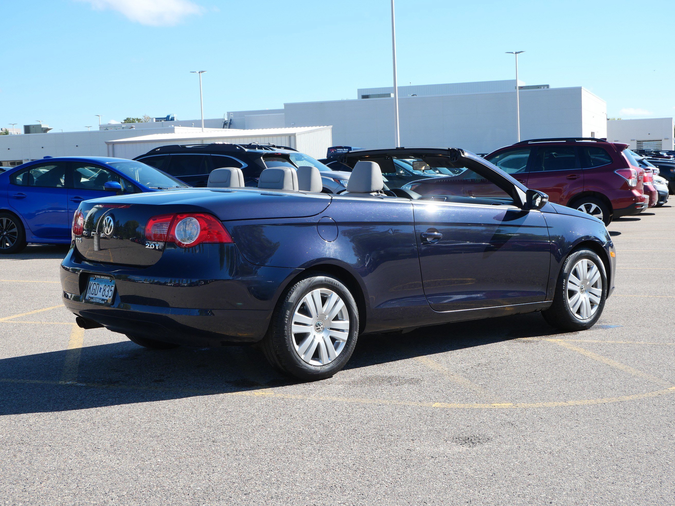 Used 2010 Eismeer Blue Metallic Volkswagen Komfort image 28
