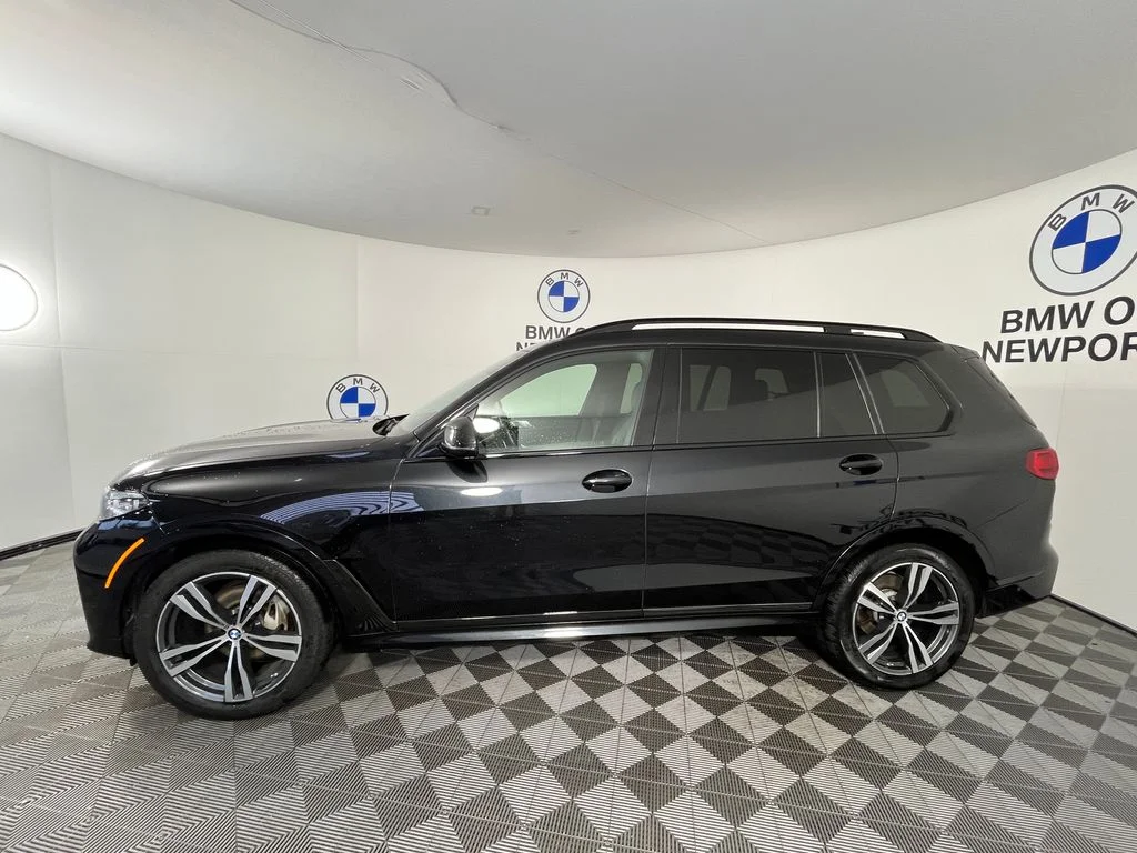 Used 2020 Black BMW xDrive40i image 6