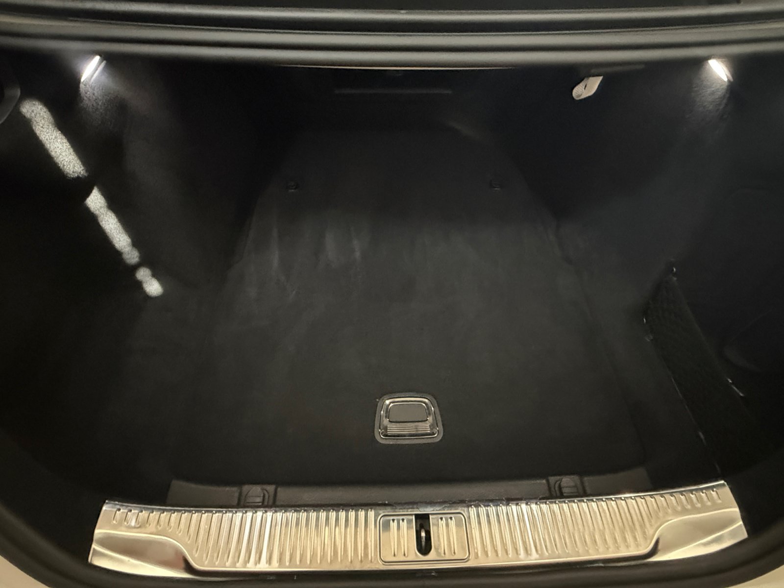 Certified Used 2023 MANUFAKTUR Cashmere White Magno Mercedes-Benz S 580 image 19