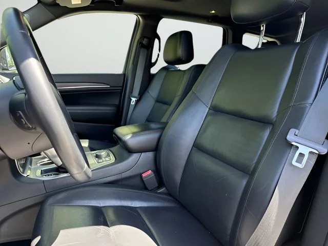 Used 2019 Black Jeep Limited image 14