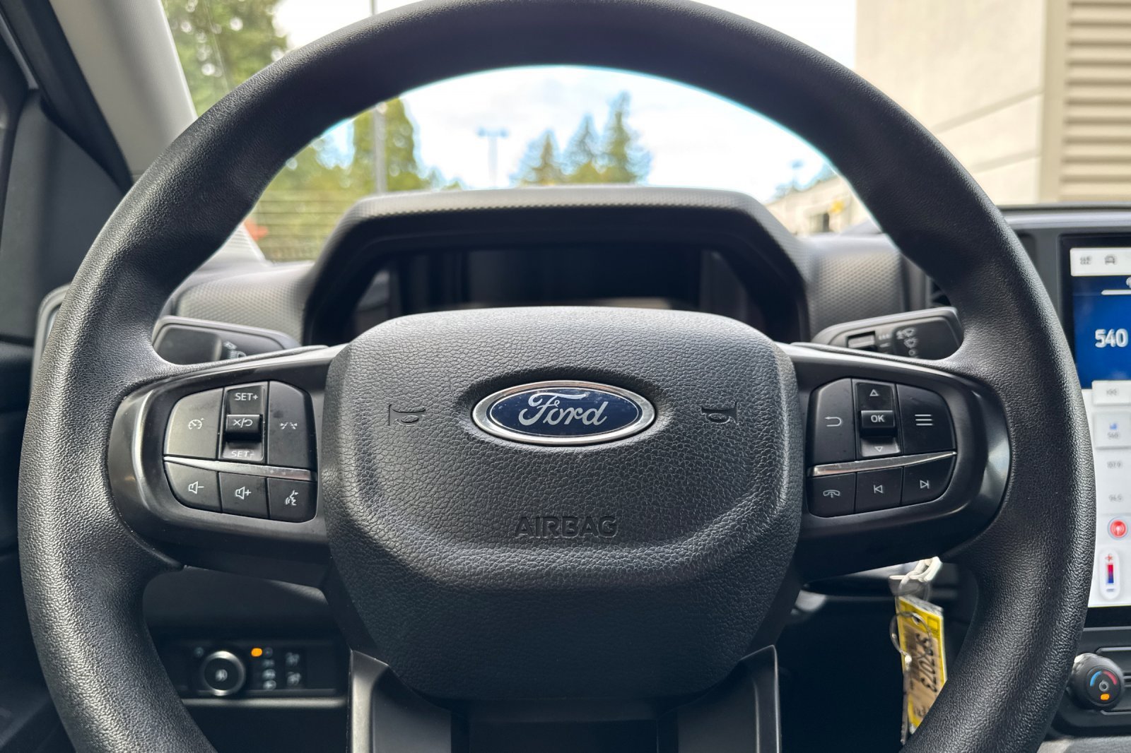 Certified Used 2025 Oxford White Ford XL image 21