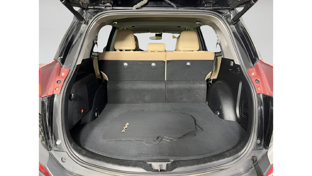 Used 2015 Black Toyota Limited image 21
