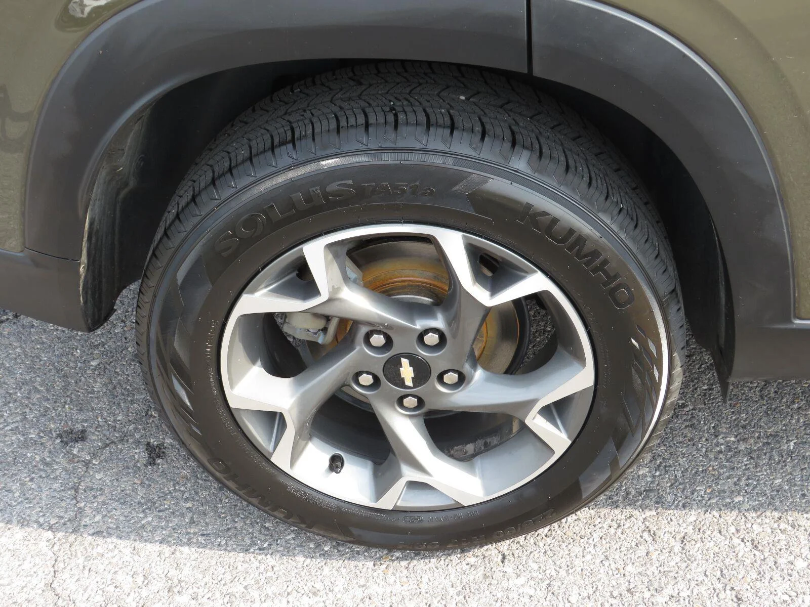 Used 2024 Harvest Bronze Metallic Chevrolet LT image 12