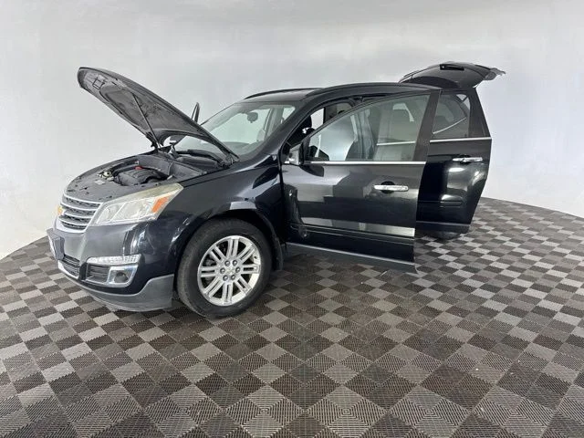 Used 2015 Black Chevrolet LT image 12